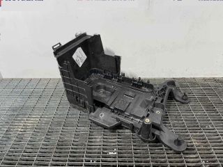 bontott VW TIGUAN Akkumulátor Tartó