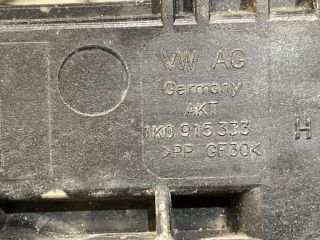 bontott VW TIGUAN Akkumulátor Tartó