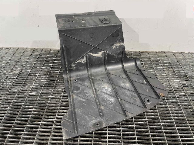 bontott VW TIGUAN Alsó Motorburkolat