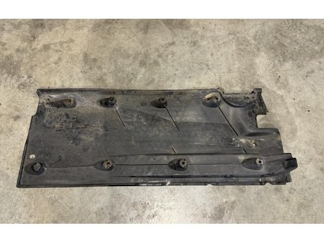 bontott VW TIGUAN Alsó Padlólemez Burkolat