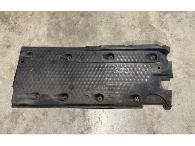 bontott VW TIGUAN Alsó Padlólemez Burkolat