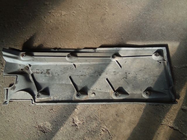 bontott VW TIGUAN Alsó Padlólemez Burkolat