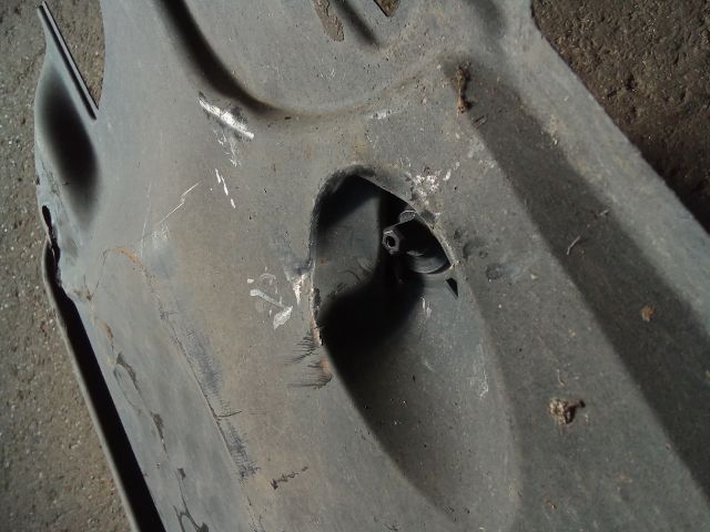 bontott VW TIGUAN Alsó Padlólemez Burkolat