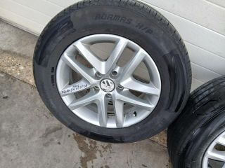 bontott VW TIGUAN Alufelni Szett Gumival