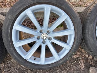 bontott VW TIGUAN Alufelni Szett Gumival