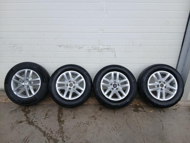 bontott VW TIGUAN Alufelni Szett Gumival