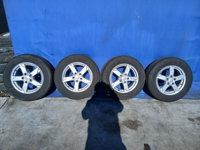 bontott VW TIGUAN Alufelni Szett Gumival