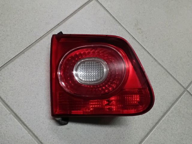 bontott VW TIGUAN Bal Belső Hátsó Lámpa