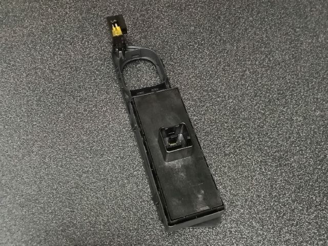 bontott VW TIGUAN Bal első Ablakemelő Kapcsoló