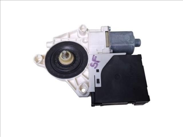 bontott VW TIGUAN Bal első Ablakemelő Motor