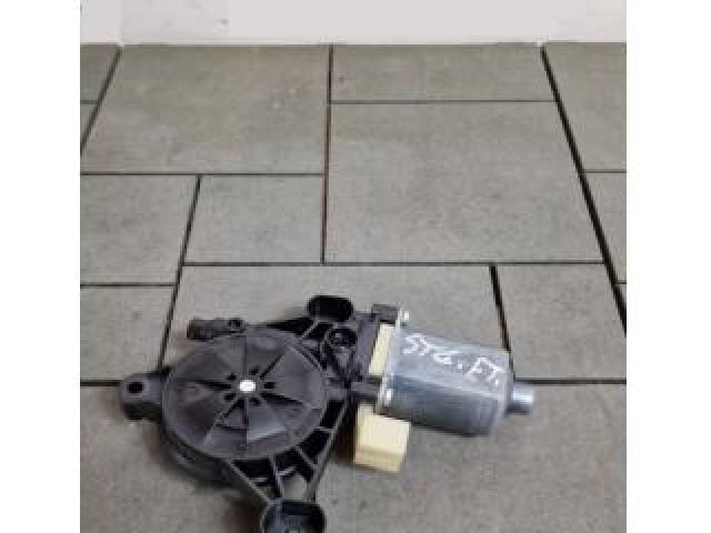 bontott VW TIGUAN Bal első Ablakemelő Motor