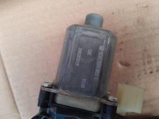 bontott VW TIGUAN Bal első Ablakemelő Szerkezet (Elektromos)