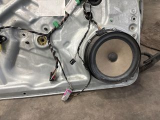 bontott VW TIGUAN Bal első Ablakemelő Szerkezet (Elektromos)