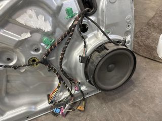 bontott VW TIGUAN Bal első Ablakemelő Szerkezet (Elektromos)