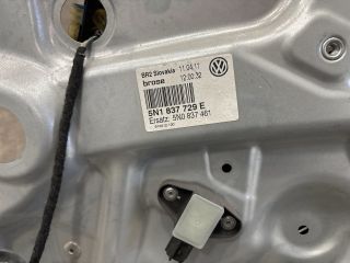 bontott VW TIGUAN Bal első Ablakemelő Szerkezet (Elektromos)