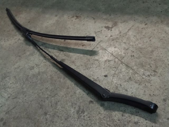 bontott VW TIGUAN Bal első Ablaktörlő Kar