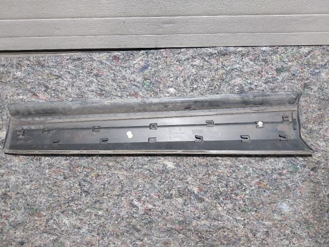 bontott VW TIGUAN Bal első Ajtó Díszléc