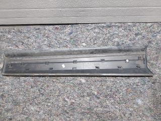 bontott VW TIGUAN Bal első Ajtó Díszléc