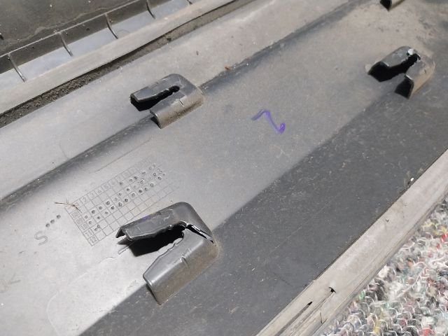 bontott VW TIGUAN Bal első Ajtó Díszléc