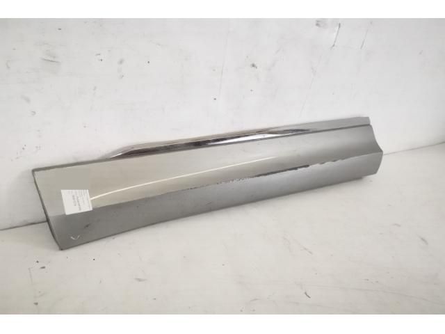 bontott VW TIGUAN Bal első Ajtó Díszléc