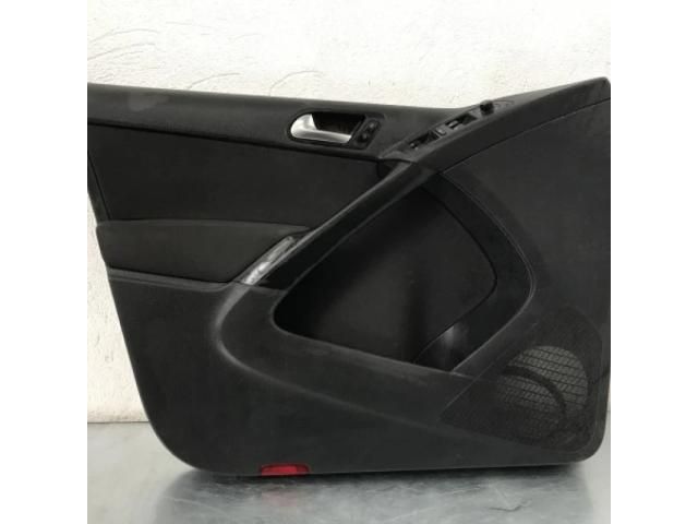 bontott VW TIGUAN Bal első Ajtó Kárpit