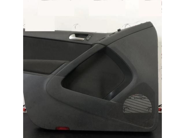 bontott VW TIGUAN Bal első Ajtó Kárpit