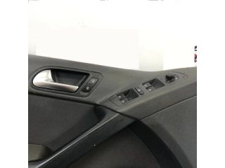 bontott VW TIGUAN Bal első Ajtó Kárpit