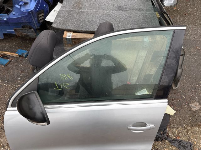 bontott VW TIGUAN Bal első Ajtó (Részeivel)