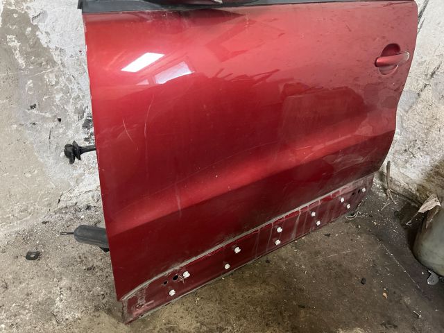 bontott VW TIGUAN Bal első Ajtó (Részeivel)