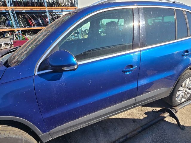bontott VW TIGUAN Bal első Ajtó (Üres lemez)