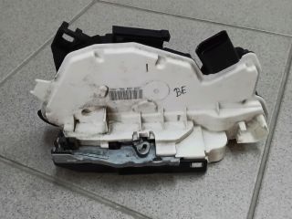 bontott VW TIGUAN Bal első Ajtózár