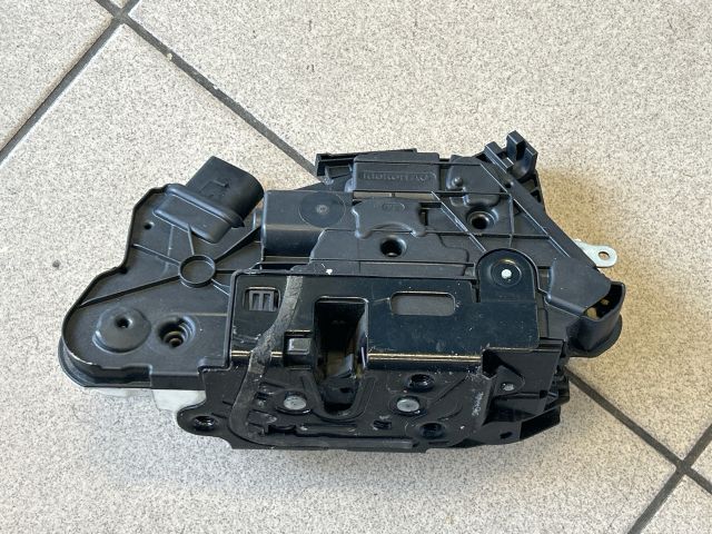 bontott VW TIGUAN Bal első Ajtózár