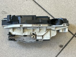 bontott VW TIGUAN Bal első Ajtózár