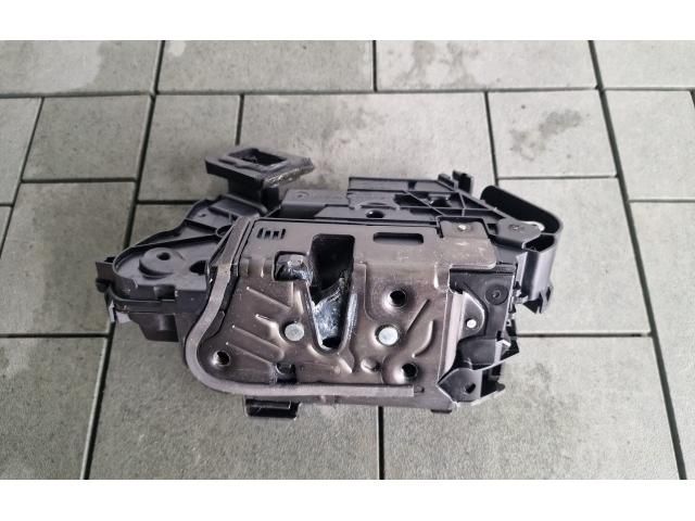 bontott VW TIGUAN Bal első Ajtózár