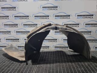 bontott VW TIGUAN Bal első Dobbetét (Kerékjárati, Műanyag)