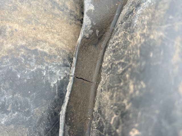 bontott VW TIGUAN Bal első Dobbetét (Kerékjárati, Műanyag)