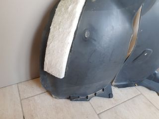 bontott VW TIGUAN Bal első Első Dobbetét (Kerékjárati, Műanyag)