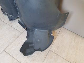 bontott VW TIGUAN Bal első Első Dobbetét (Kerékjárati, Műanyag)