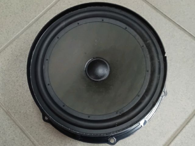 bontott VW TIGUAN Bal első Hangszóró