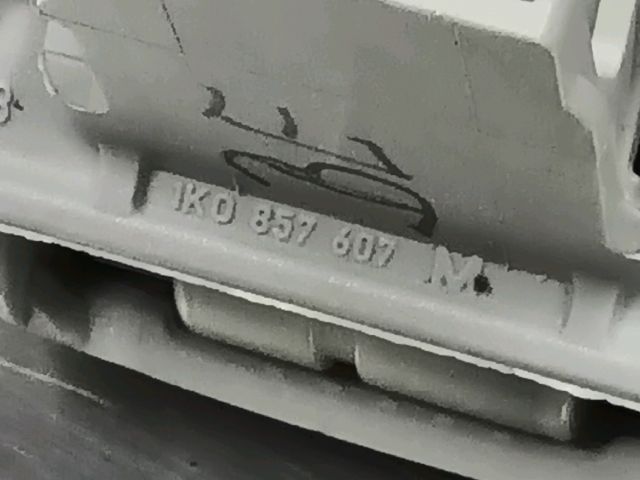 bontott VW TIGUAN Bal első Kapaszkodó (Felső)