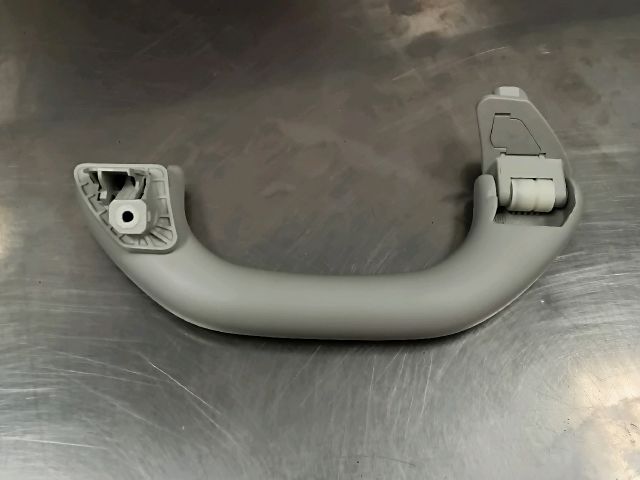 bontott VW TIGUAN Bal első Kapaszkodó (Felső)