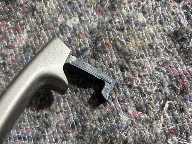 bontott VW TIGUAN Bal első Külső Kilincs