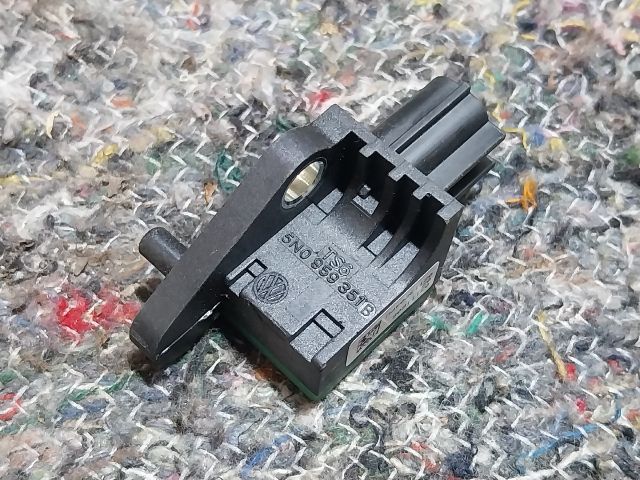 bontott VW TIGUAN Bal első Oldal Ütközés Érzékelő