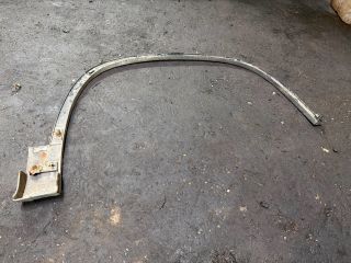 bontott VW TIGUAN Bal első Sárvédő Szélesítő