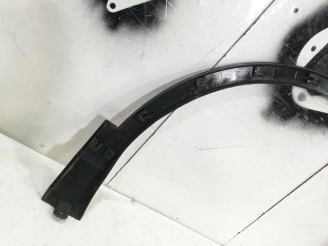 bontott VW TIGUAN Bal első Sárvédő Szélesítő