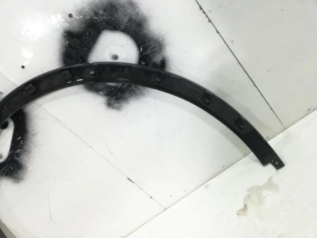 bontott VW TIGUAN Bal első Sárvédő Szélesítő