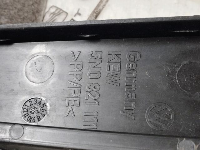 bontott VW TIGUAN Bal első Sárvédő Zajszigetelés