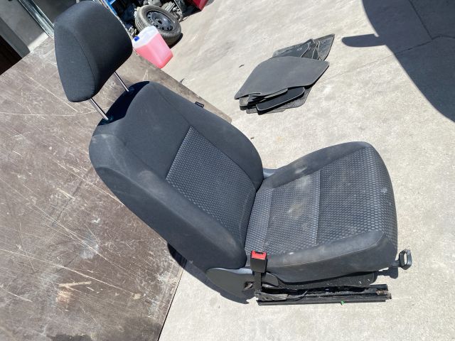 bontott VW TIGUAN Bal első Ülés