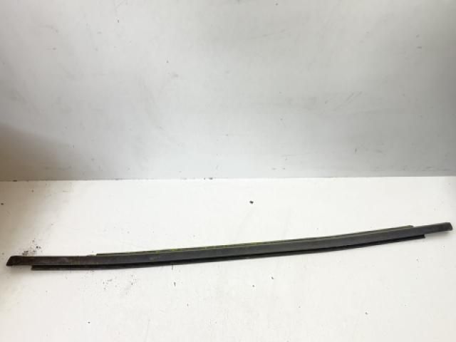 bontott VW TIGUAN Bal első Vízlehúzó Gumicsík