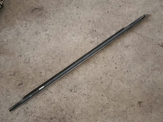 bontott VW TIGUAN Bal első Vízlehúzó Gumicsík